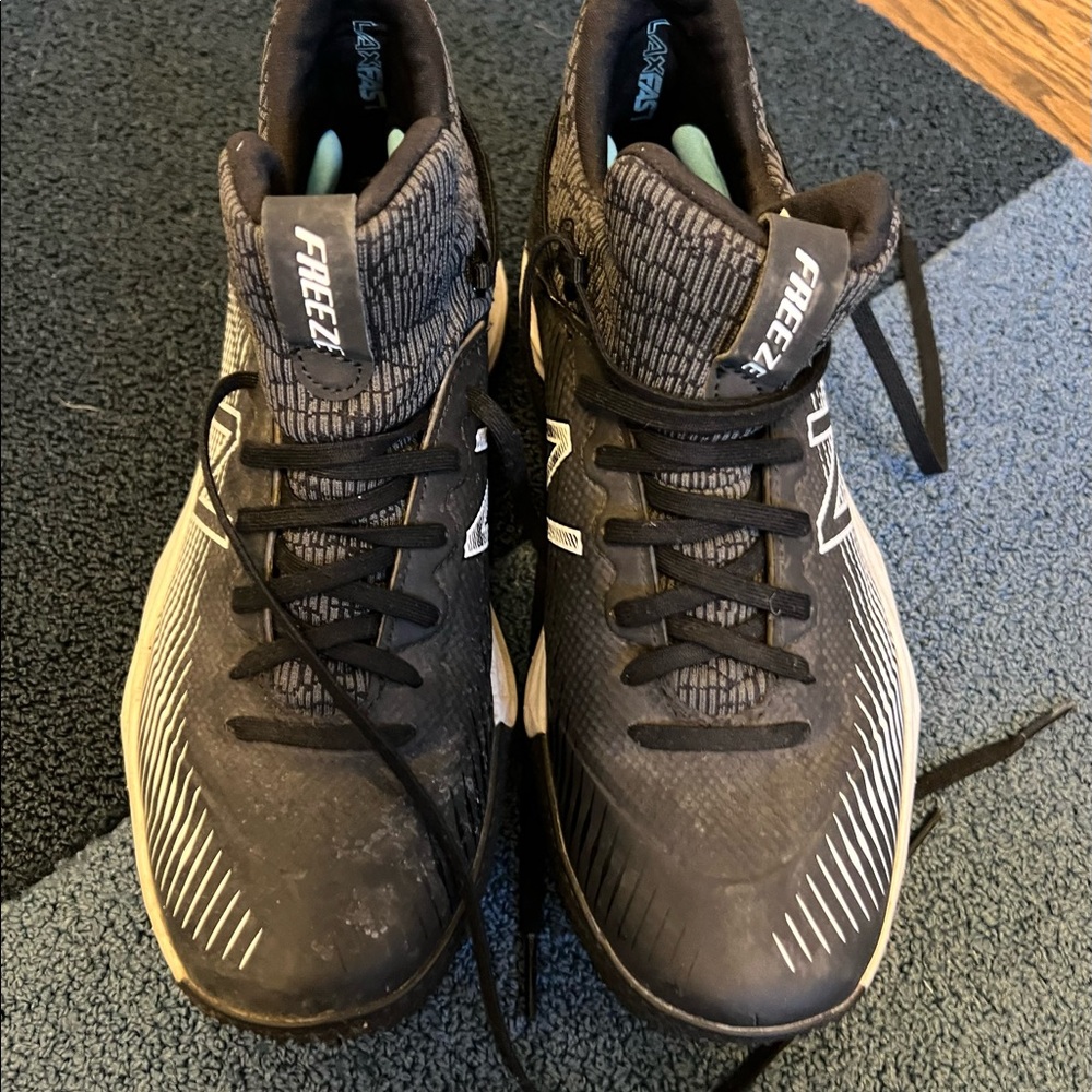 Boys New Balance lacrosse cleats.  Size 6.